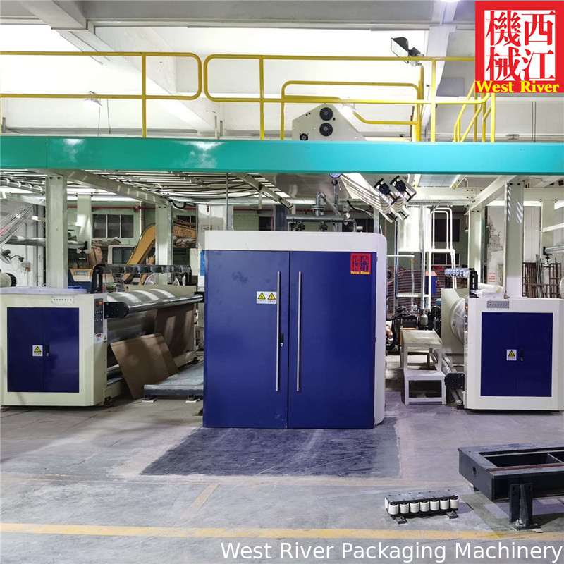 Sistema de producción de cartón ondulado de tres capas versátil Max. ancho de trabajo 2200 mm